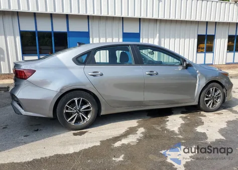 2023 Kia Forte Lx from USA, damaged, VIN 3KPF24AD9PE588611
